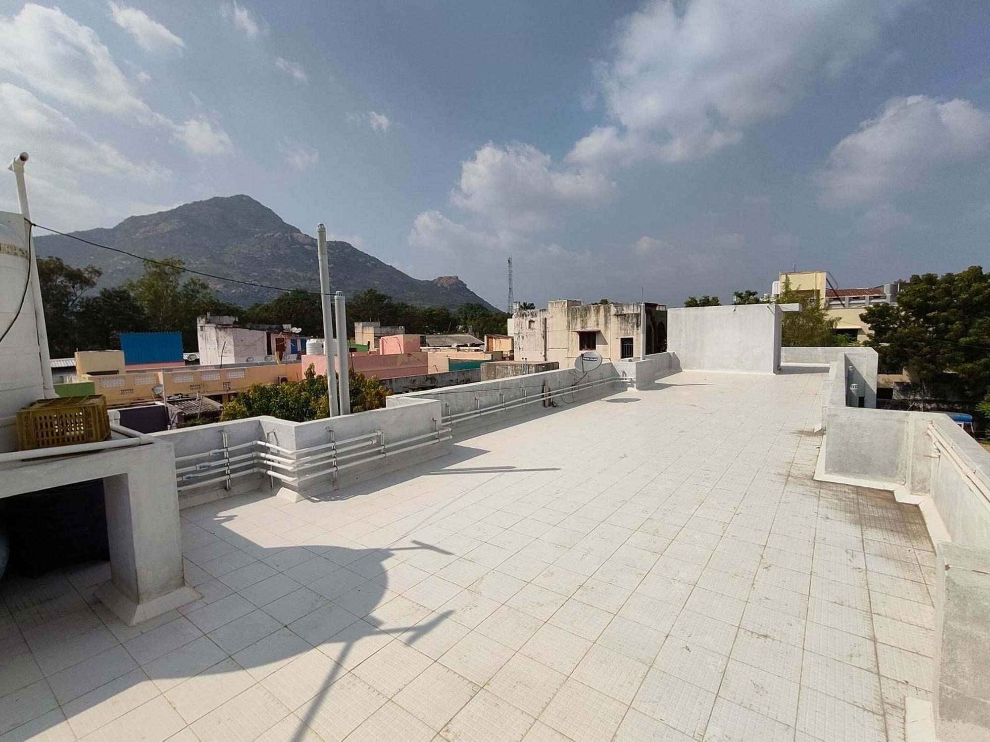 Nivas Hill View Homestay Tiruvannāmalai 外观 照片